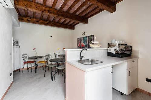 Bed & Breakfast Bianchi 64 Pisa